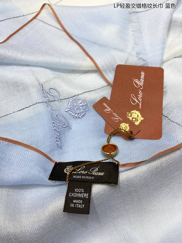 Loro Piana Scarf LPC00052